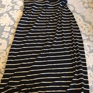 Black and white maxi skirt